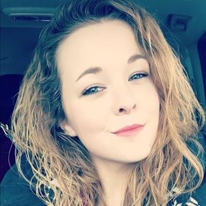 Meet your Posher, Sierra